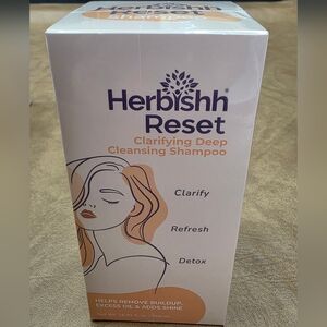 Reset Clarifying Deep Cleansing Shampoo - White